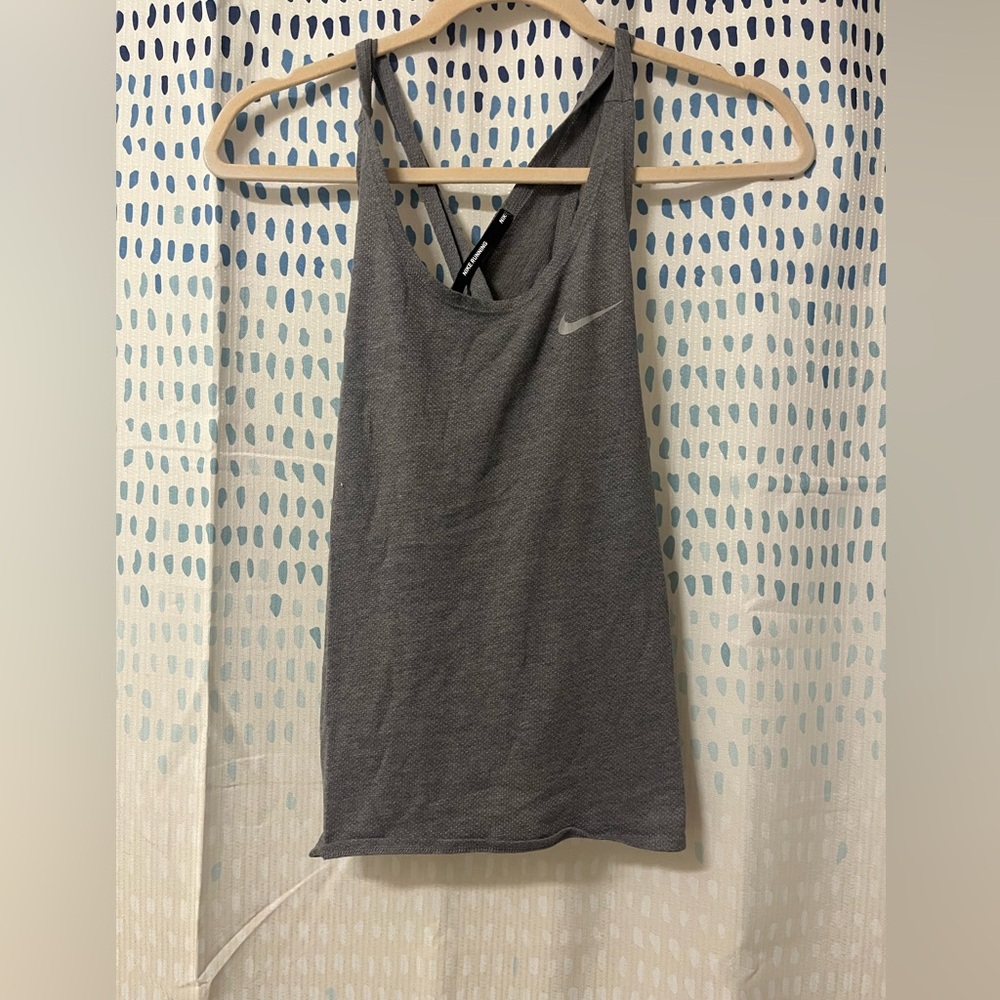 Nike running top